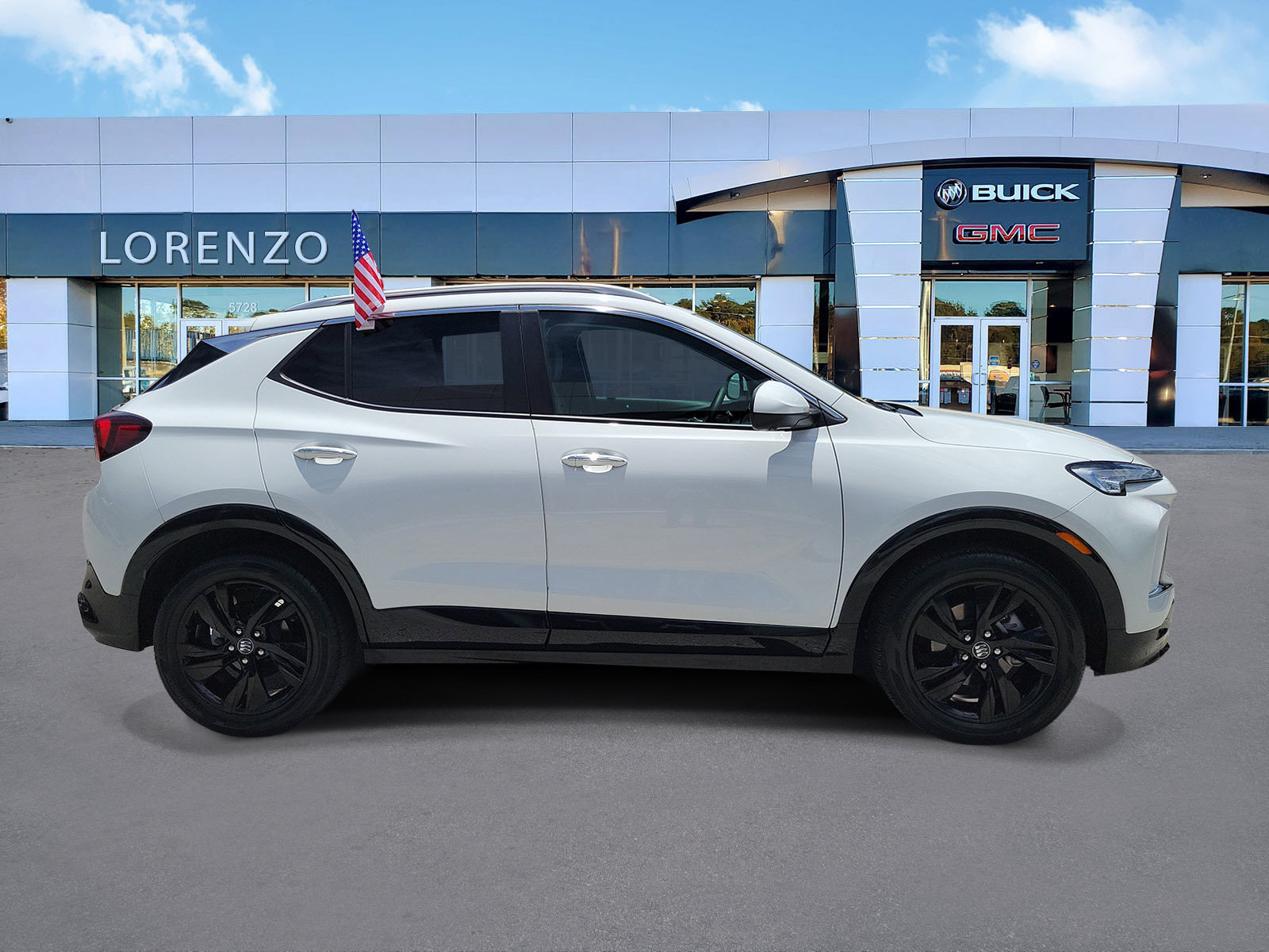 Used 2024 Buick Encore GX Sport Touring w/ Advanced Technology Package FWD image 4