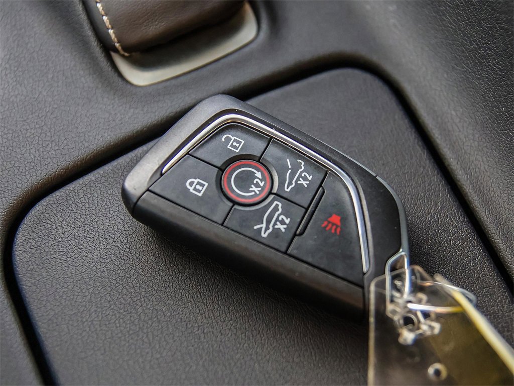 Used 2023 Chevrolet Corvette Stingray Coupe w/ Z51 Performance Package image 24