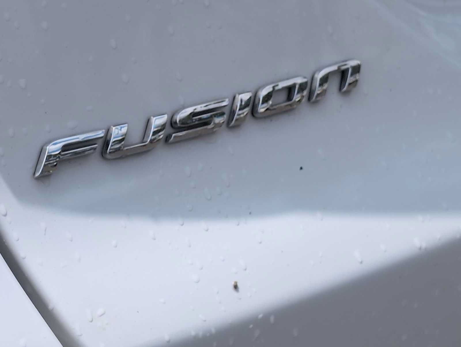 Used 2013 Ford Fusion SE FWD image 13