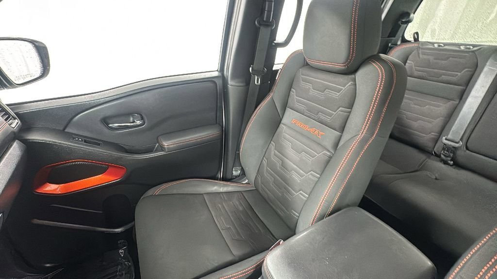 Used 2022 Nissan Frontier PRO-4X w/ Off-Road Protection Package image 13