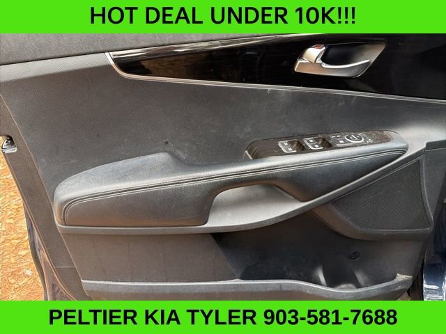 Used 2019 Kia Sorento LX image 14