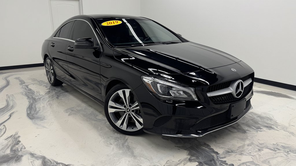 Used 2019 Mercedes-Benz CLA 250 4MATIC image 2