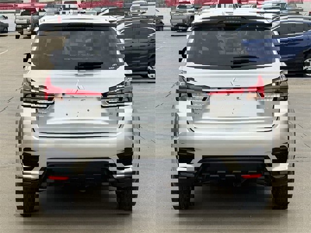 Used 2024 Mitsubishi Outlander Sport SE image 5