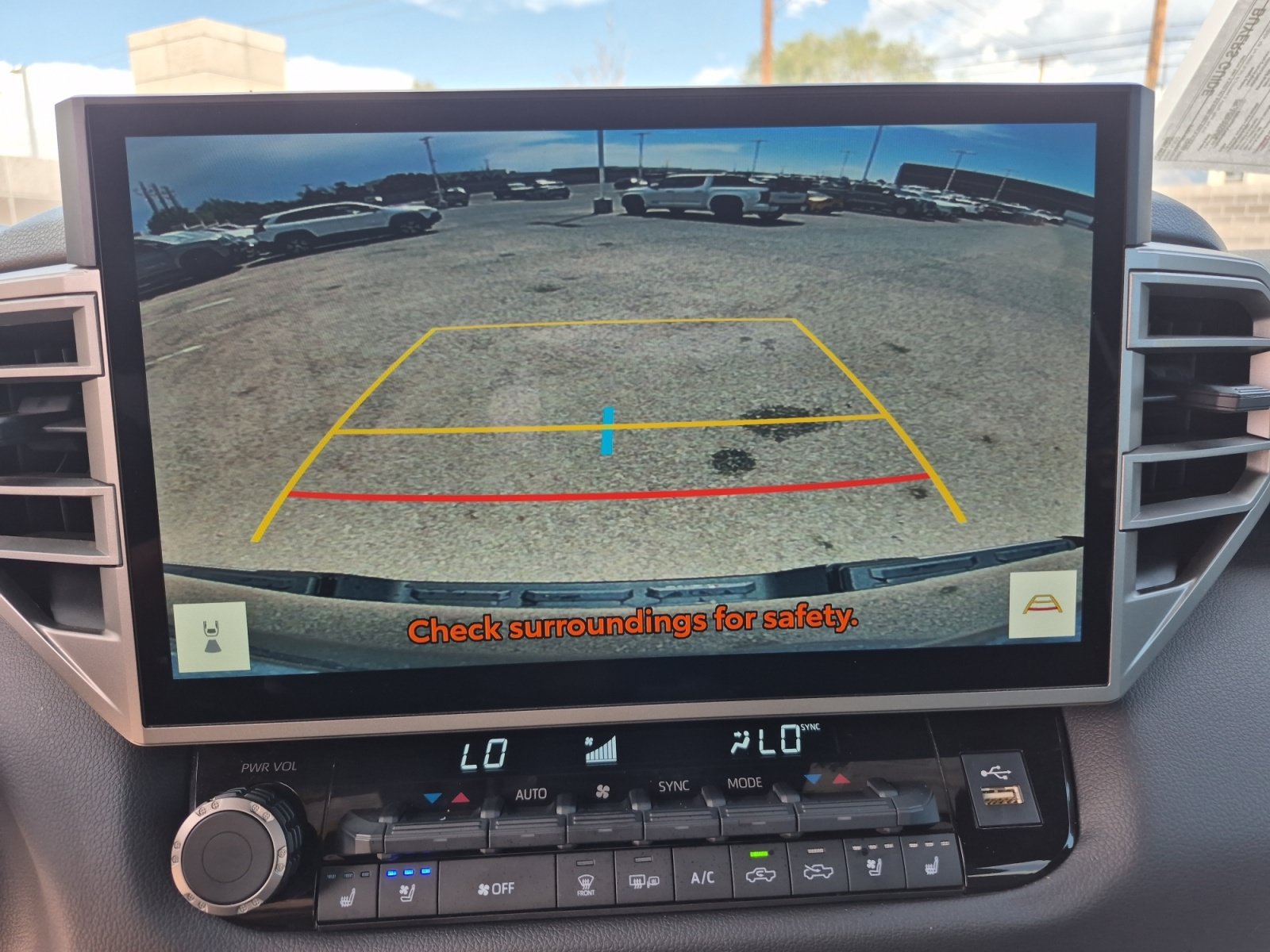 Certified 2025 Toyota Tundra Limited AWD/4WD image 29