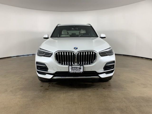 Used 2023 BMW X5 xDrive40i w/ Premium Package image 3