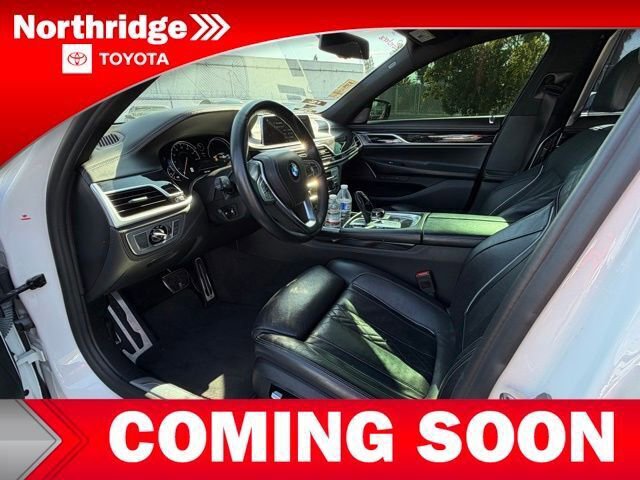 Used 2019 BMW 750i w/ Executive Package image 5