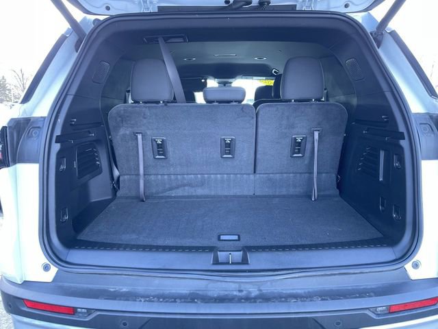Used 2025 Chevrolet Traverse LT image 26