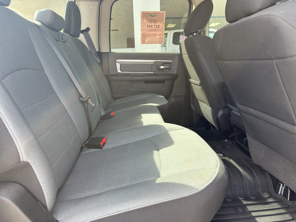 Used 2022 RAM 1500 Classic SLT w/ Protection Group AWD/4WD image 29
