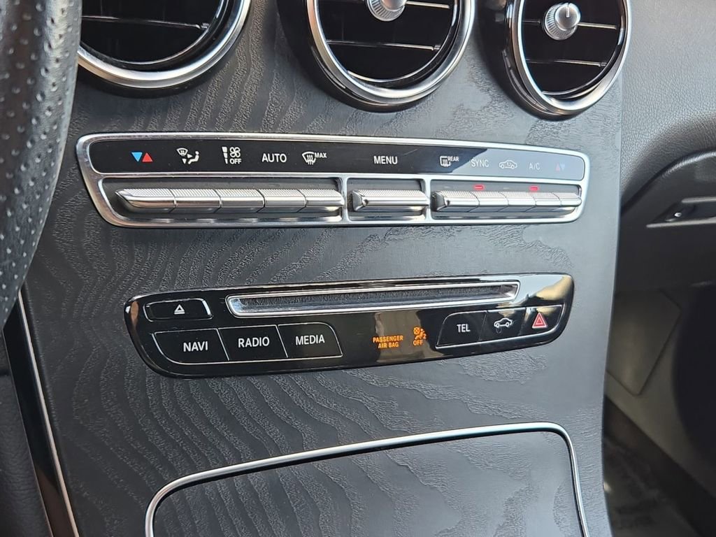 Used 2019 Mercedes-Benz GLC 300 image 12