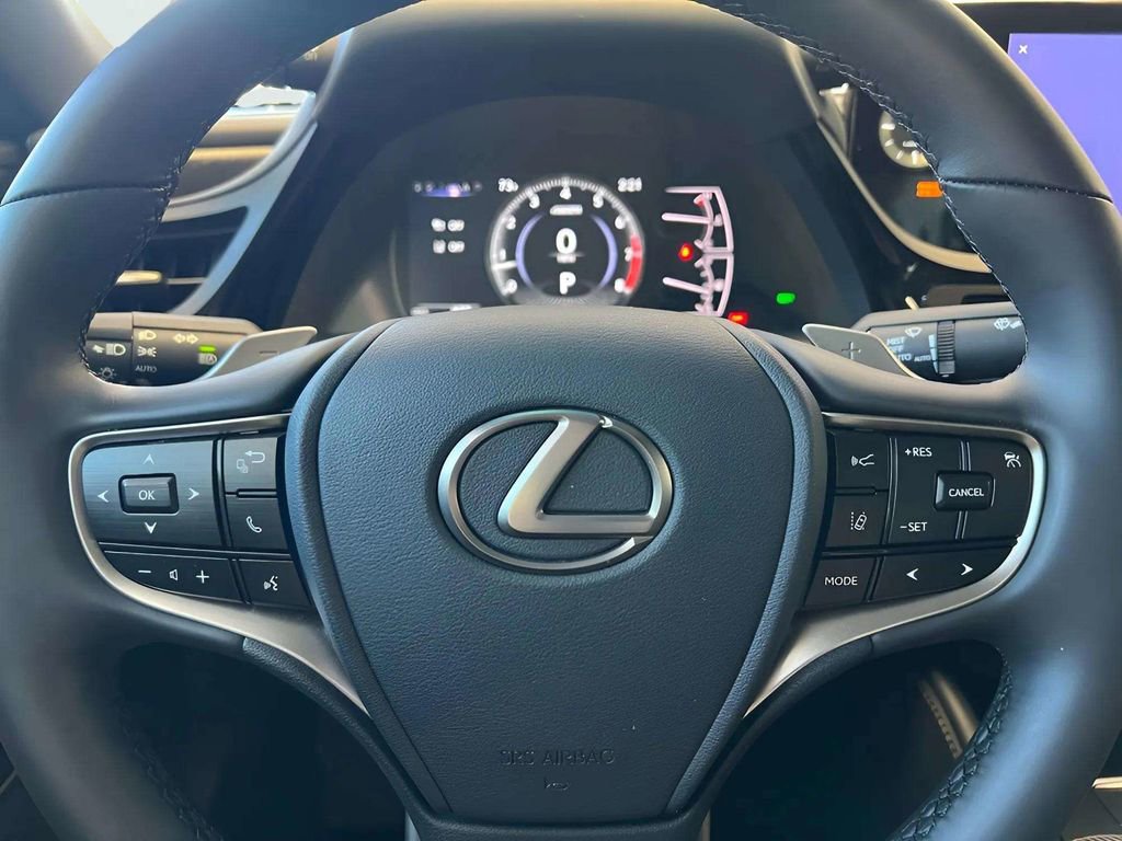 Used 2025 Lexus ES 350 w/ Premium Package image 21