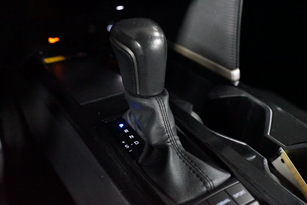 Used 2025 Toyota Camry SE FWD image 22