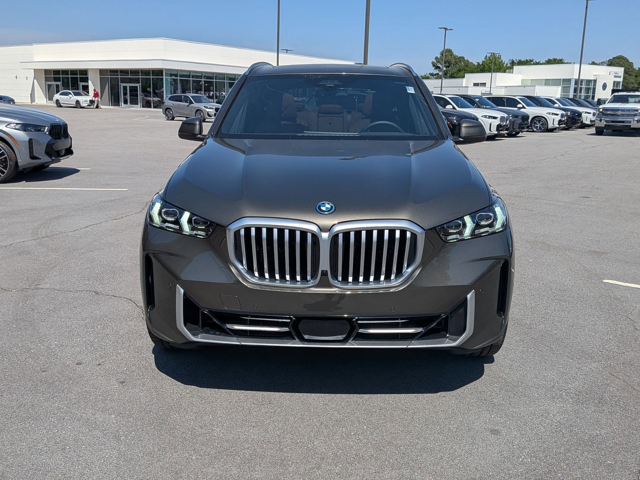 New 2026 BMW X5 xDrive50e AWD/4WD image 8