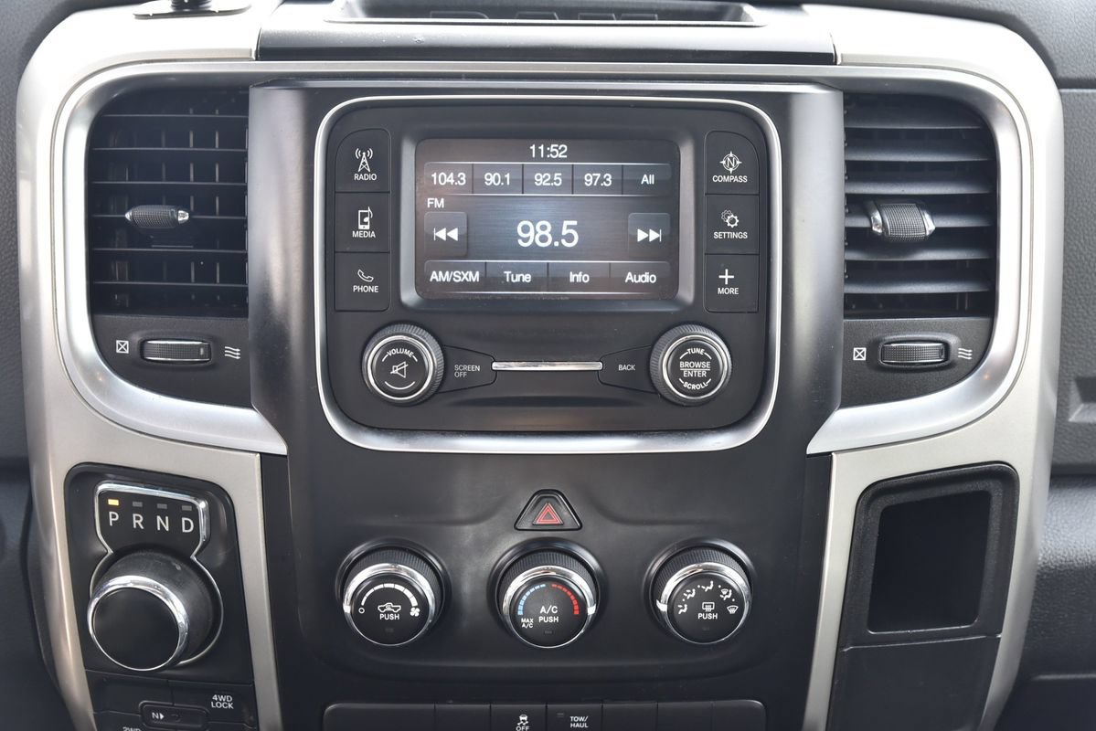 Used 2017 RAM 1500 Classic SLT AWD/4WD image 23