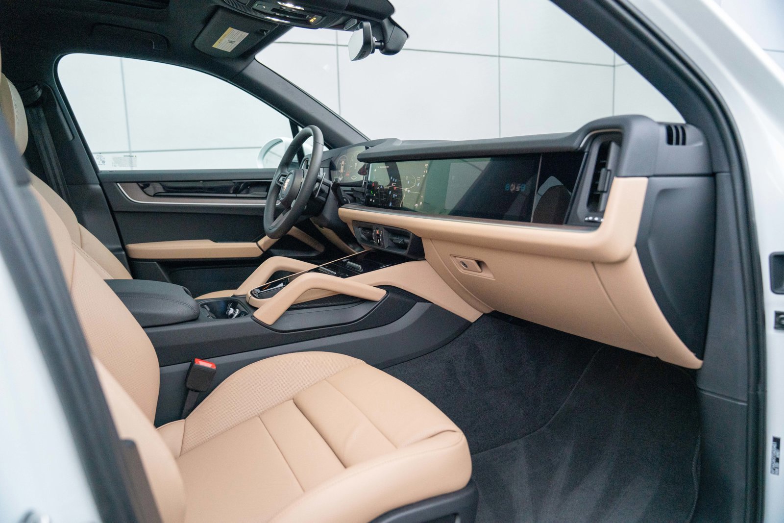 Certified 2026 Porsche Cayenne image 24