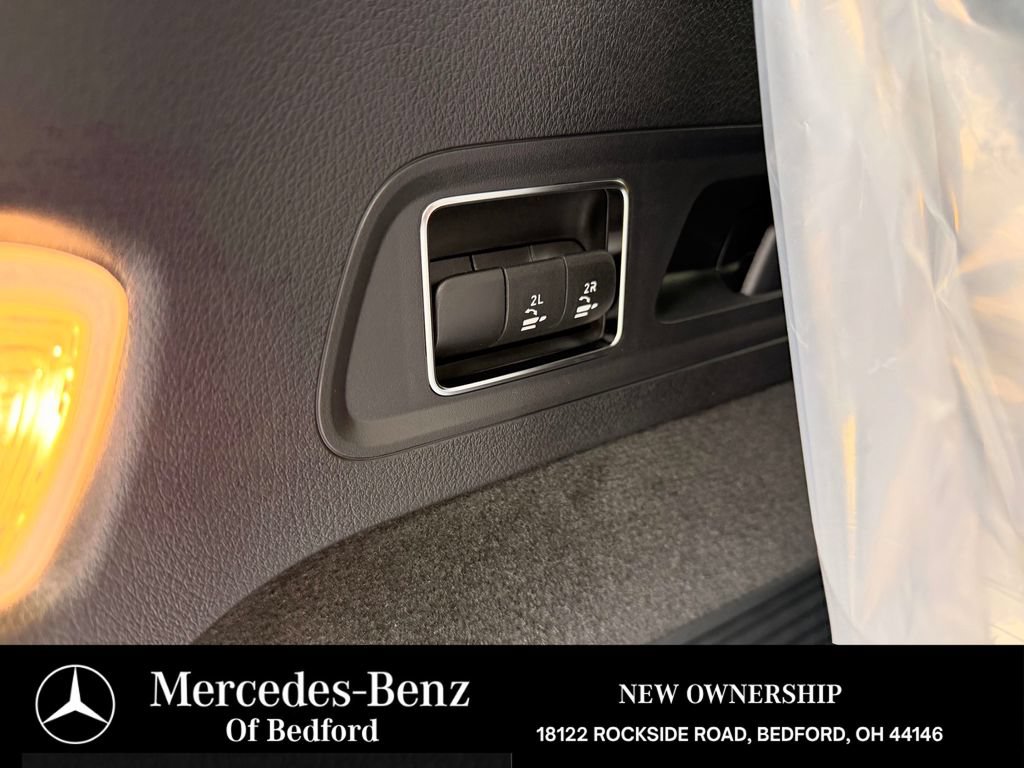 New 2026 Mercedes-Benz GLS 450 4MATIC image 25
