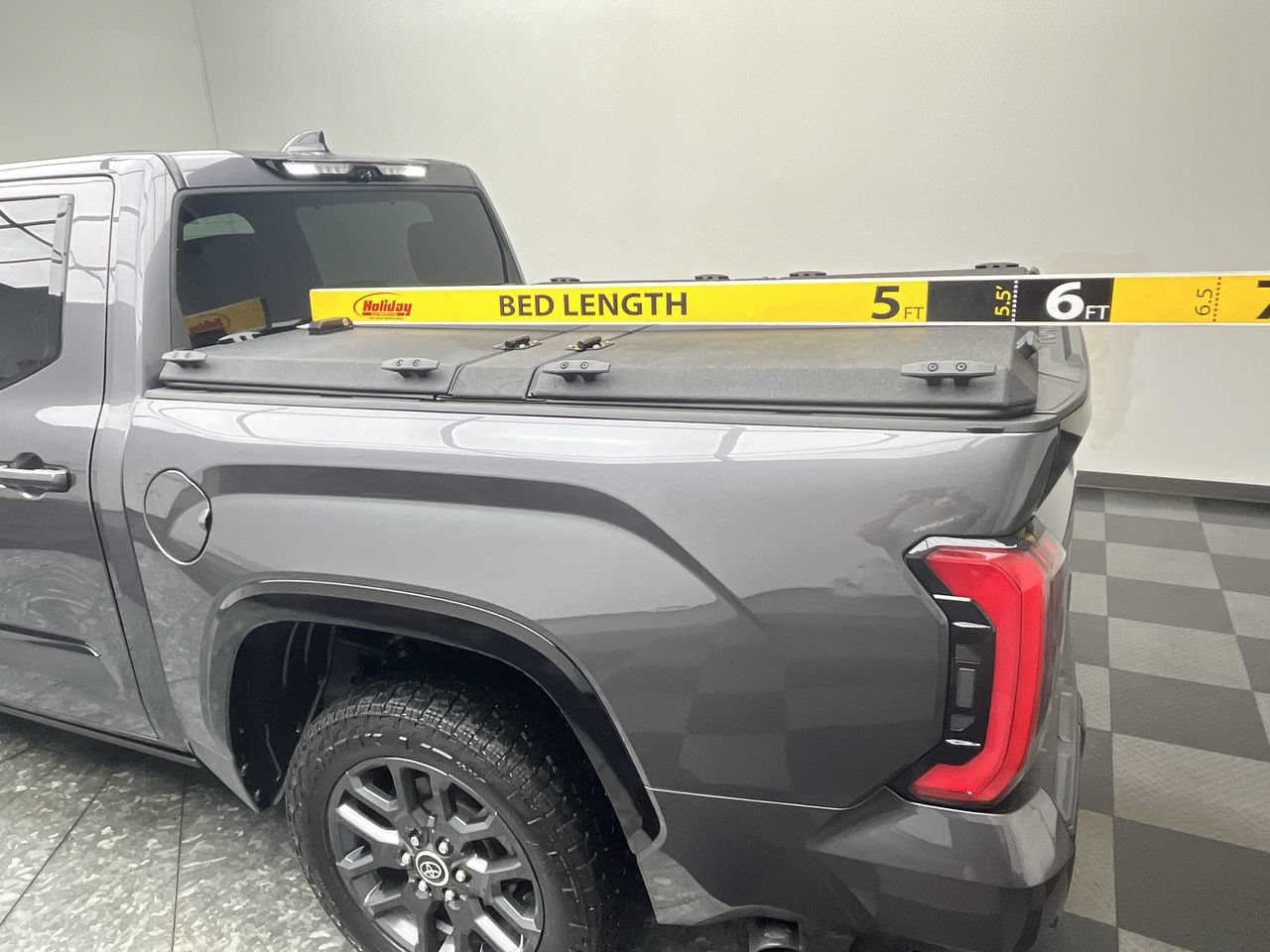 Used 2023 Toyota Tundra Platinum AWD/4WD image 31