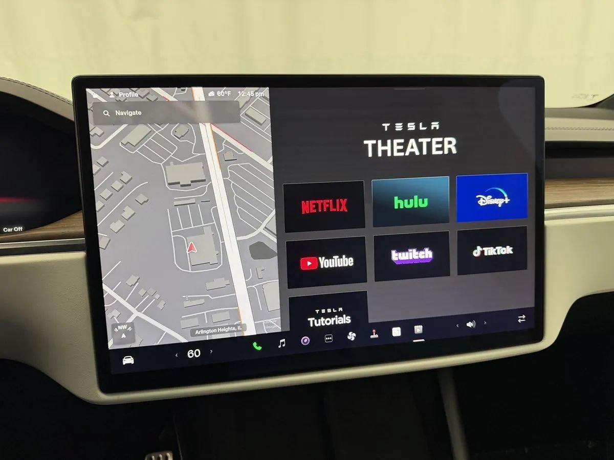 Used 2022 Tesla Model X AWD/4WD image 30