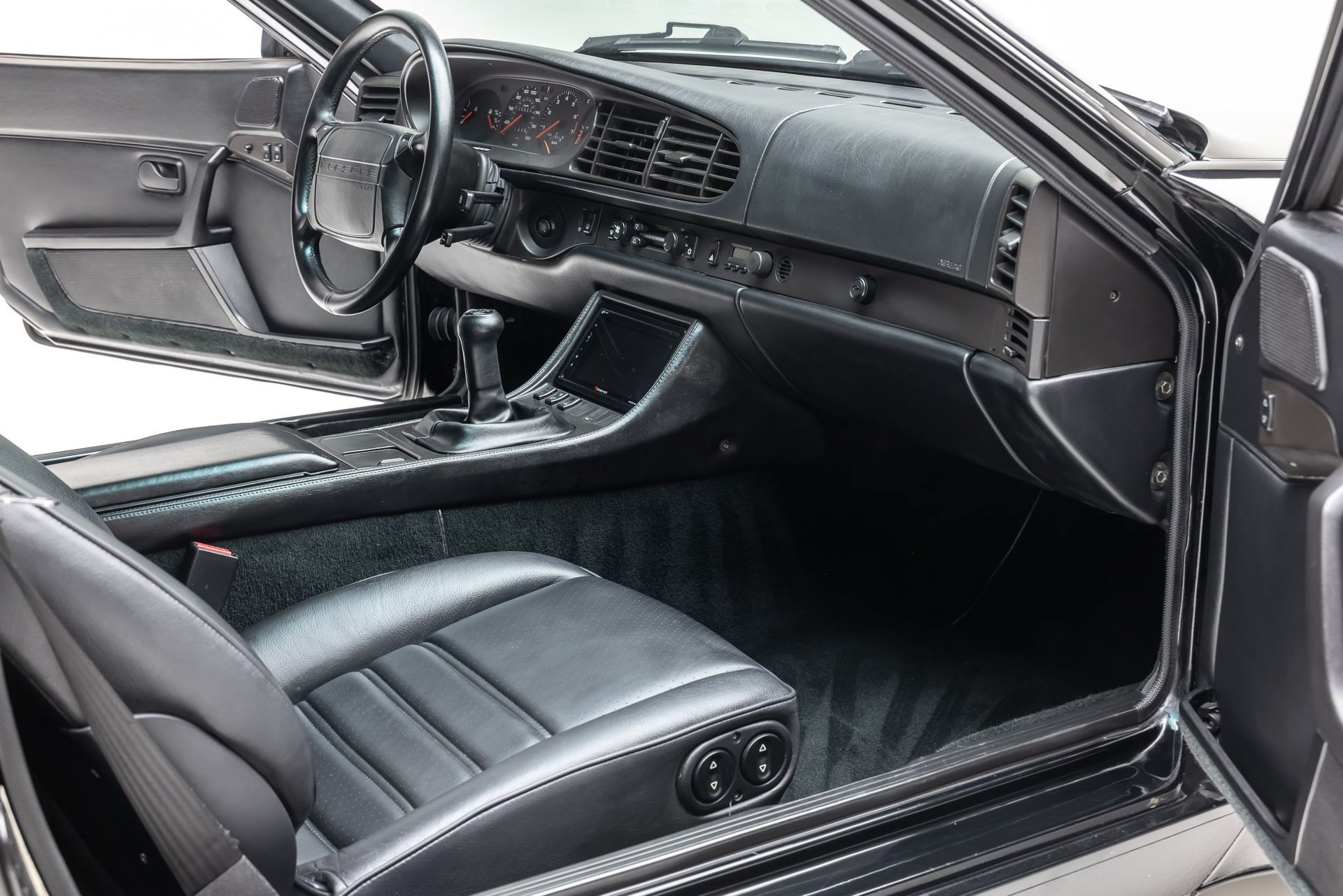 Used 1989 Porsche 944 Turbo RWD image 15