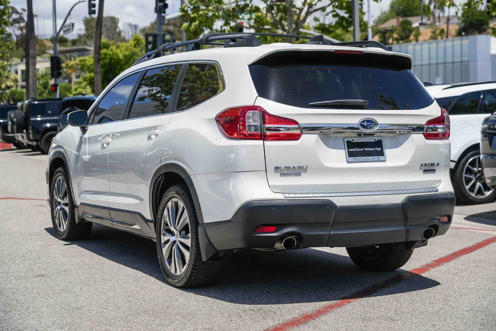 Used 2021 Subaru Ascent Limited w/ Technology Package AWD/4WD image 6