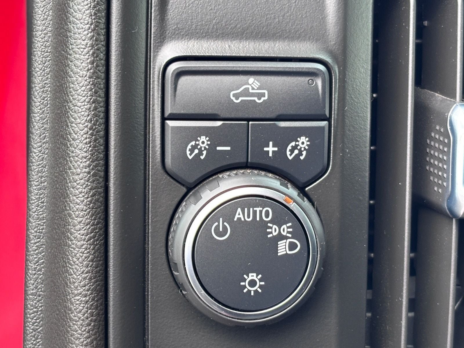 Used 2022 Chevrolet Silverado 1500 Custom w/ Safety Confidence Package RWD image 22