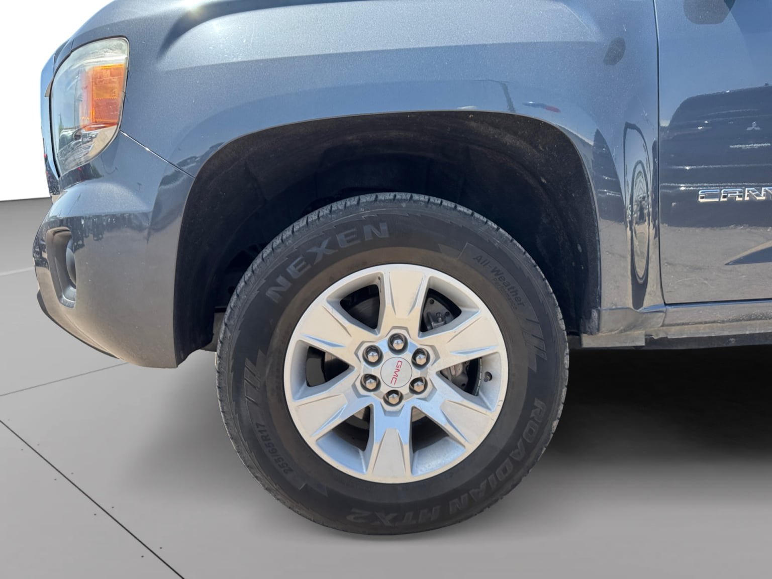 Used 2017 GMC Canyon SLE w/ SLE Convenience Package RWD image 9