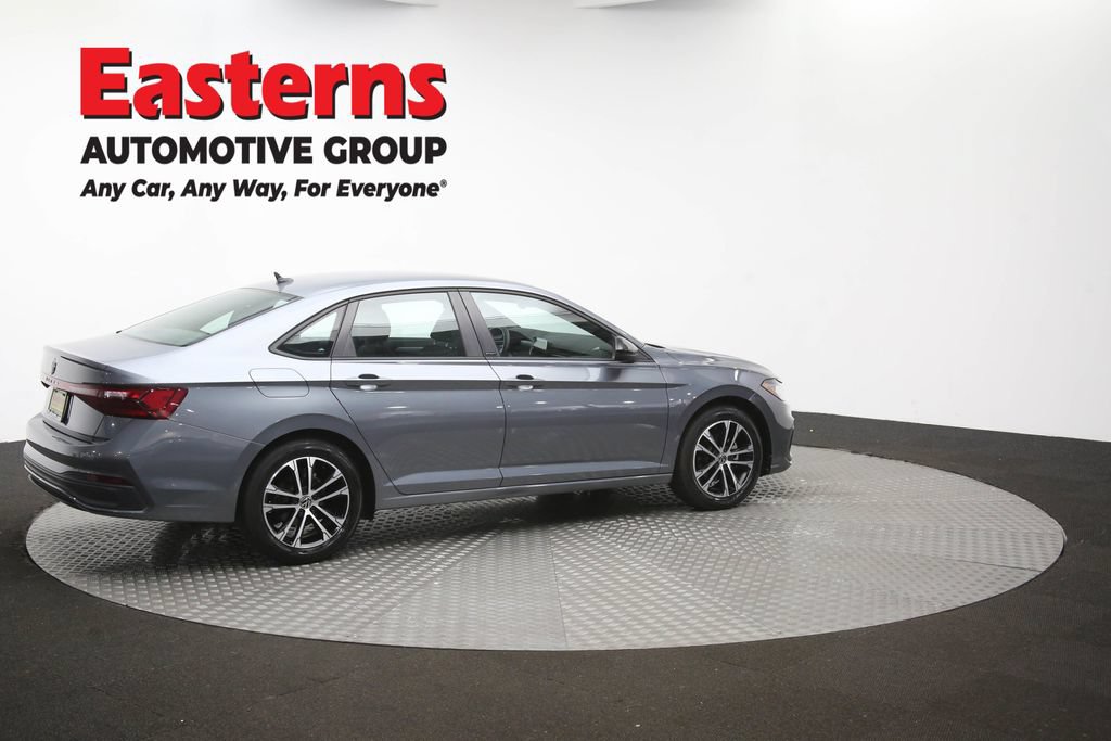 Used 2025 Volkswagen Jetta Sport FWD image 42