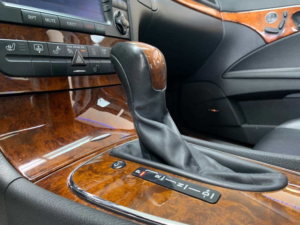 Used 2005 Mercedes-Benz E 320 Sedan image 12