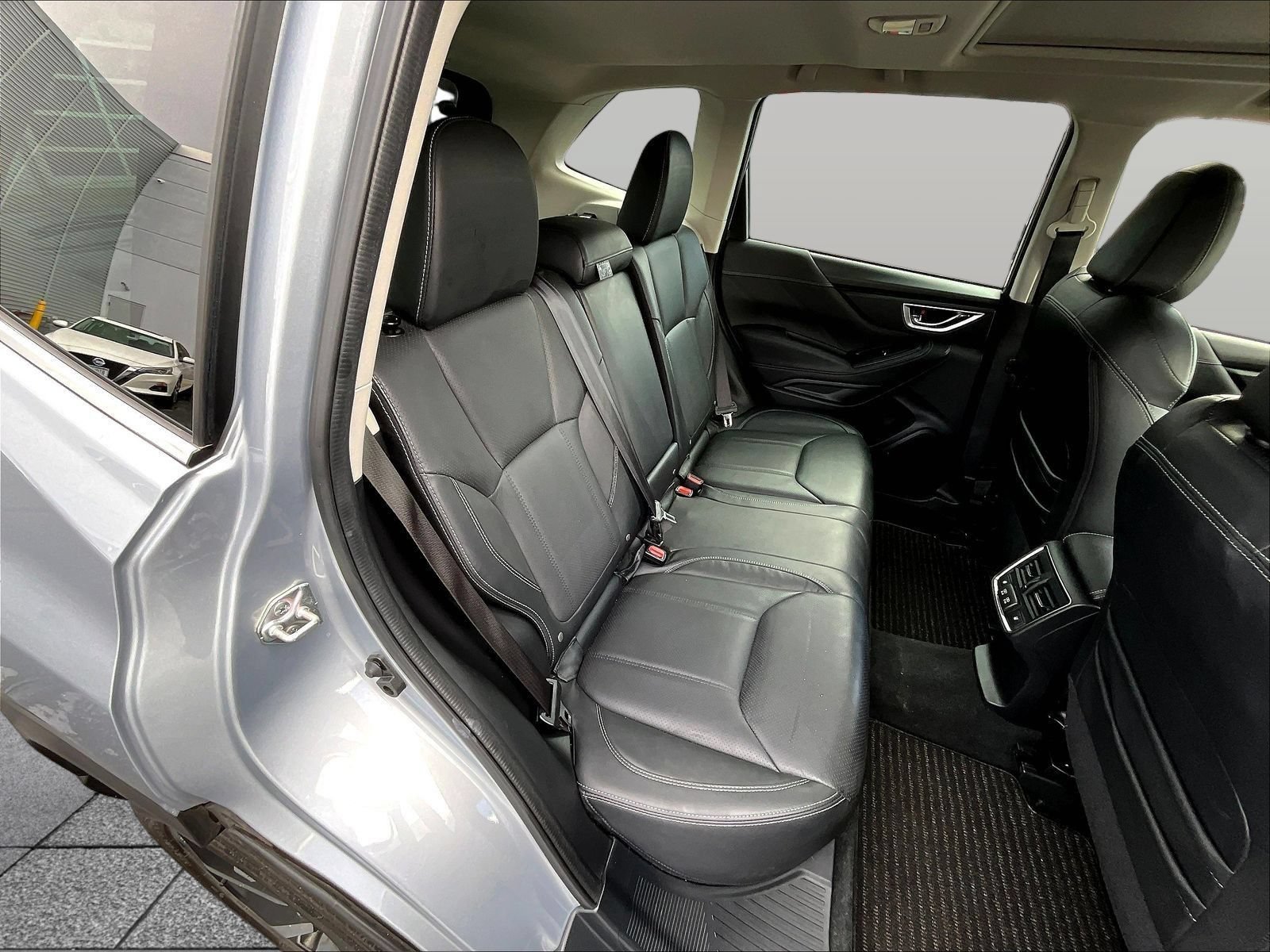 Used 2023 Subaru Forester Touring AWD/4WD image 27