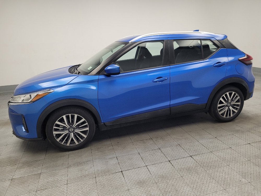 Used 2021 Nissan Kicks SV FWD image 2