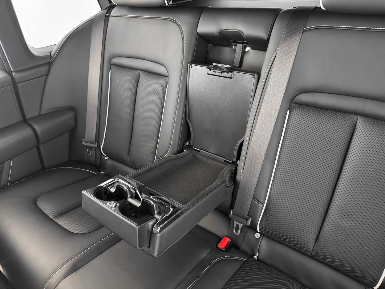New 2026 Rolls-Royce Cullinan Black Badge AWD/4WD image 26