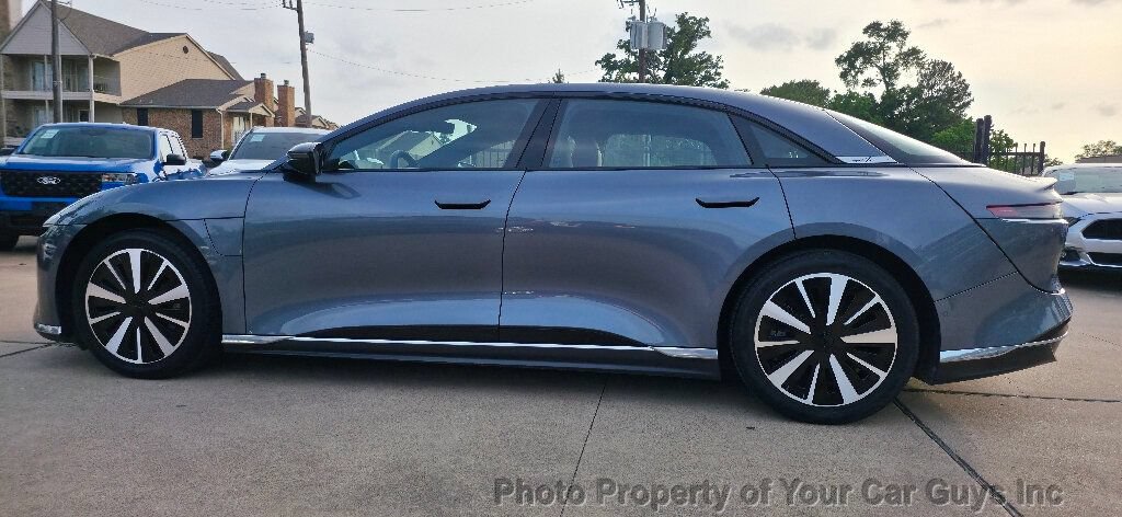 Used 2024 Lucid Air Pure RWD image 4