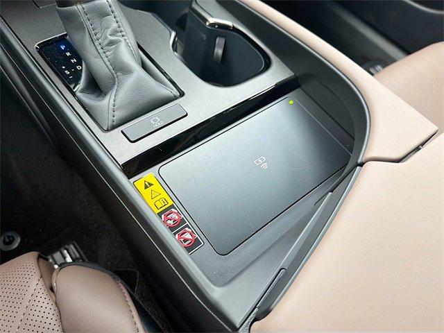 New 2025 Lexus ES 350 Ultra Luxury image 31