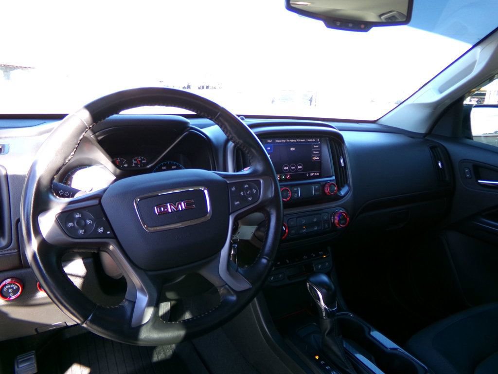 Used 2022 GMC Canyon AT4 w/ Trailering Package image 9