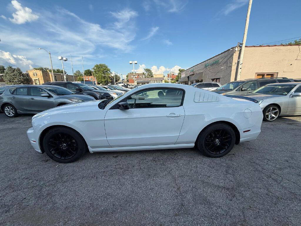 Used 2014 Ford Mustang Coupe w/ Equipment Group 102A image 7