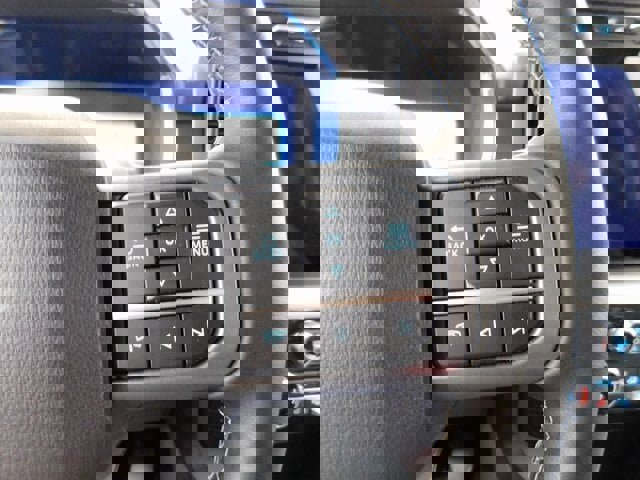 Used 2023 Ford F150 Lightning XLT image 26