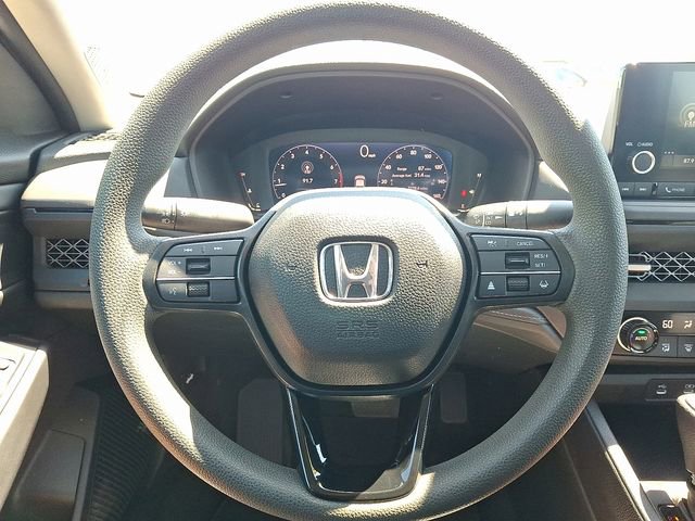 Certified 2023 Honda Accord EX image 15