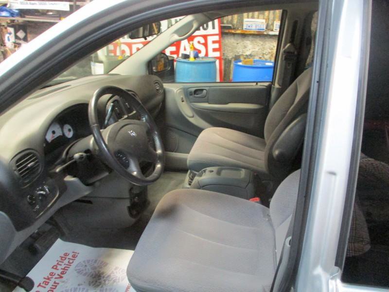 Used 2007 Dodge Grand Caravan SXT FWD image 11