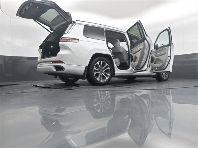 Used 2022 Jeep Grand Cherokee L Overland w/ Advanced Protech Group III image 54