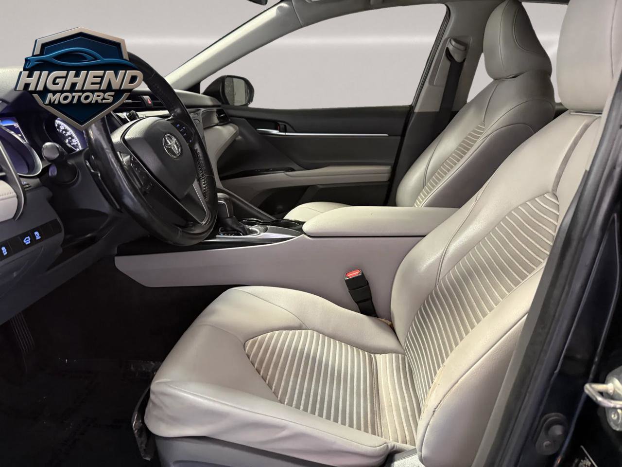 Used 2019 Toyota Camry SE image 11