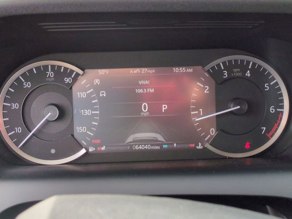 Used 2020 Land Rover Discovery Sport image 16