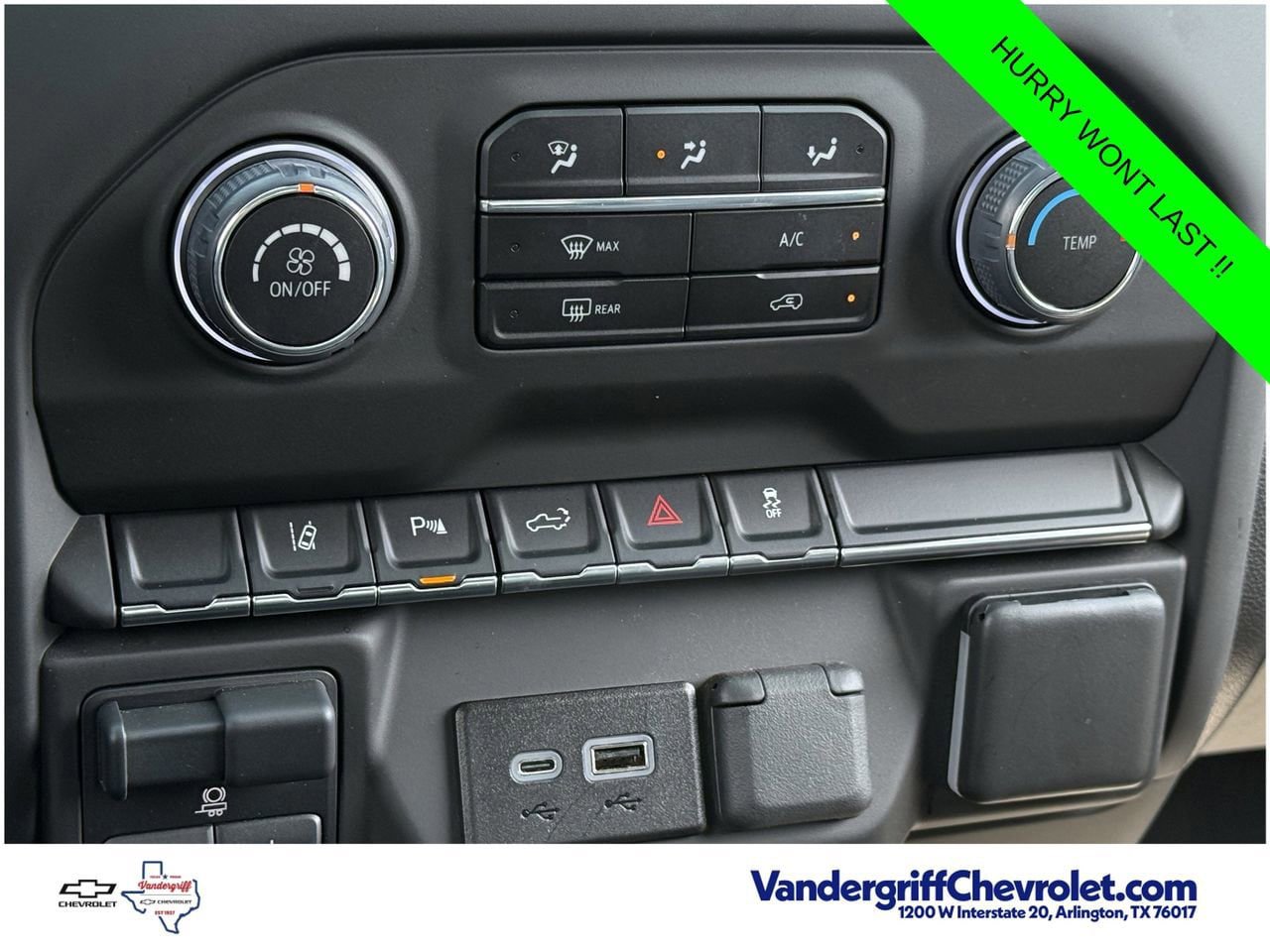 Used 2025 Chevrolet Silverado 2500 W/T w/ WT/CX Safety Package AWD/4WD image 17