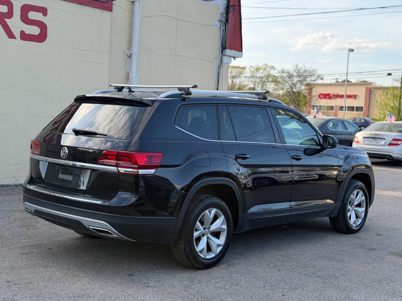Used 2019 Volkswagen Atlas S image 8