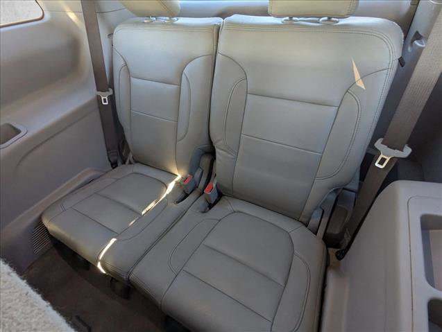 Used 2018 GMC Acadia SLE image 19