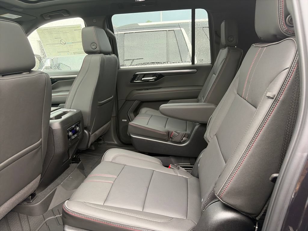 New 2026 Chevrolet Suburban RST w/ Comfort Package AWD/4WD image 27
