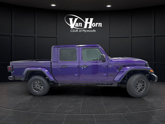 New 2026 Jeep Gladiator Sport AWD/4WD image 8