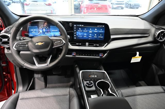 New 2027 Chevrolet Equinox LT w/ Convenience Package II FWD image 12