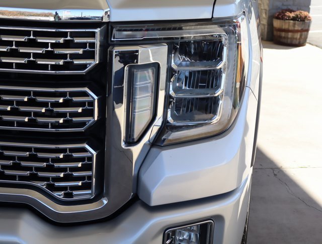 Used 2021 GMC Sierra 2500 Denali w/ Denali Ultimate Package image 10