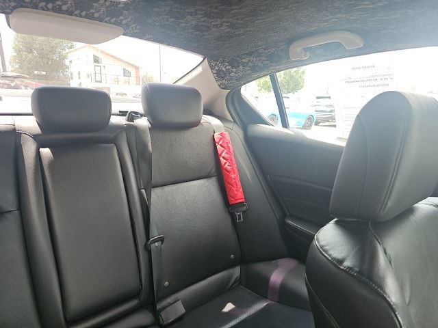 Used 2013 Acura ILX w/ Technology Package FWD image 12