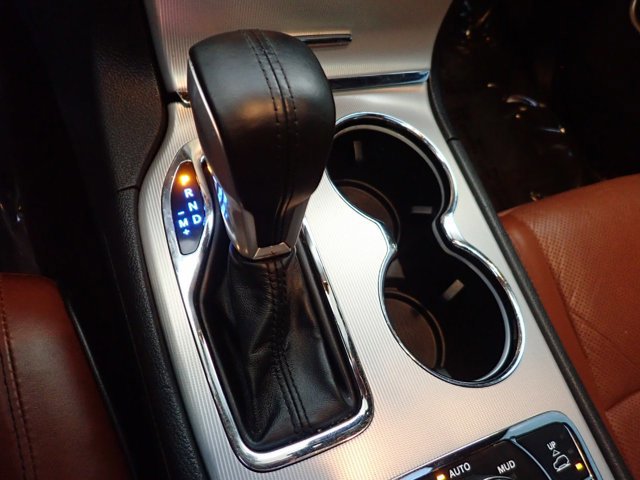 Used 2018 Jeep Grand Cherokee Summit w/ Platinum Series Group image 22