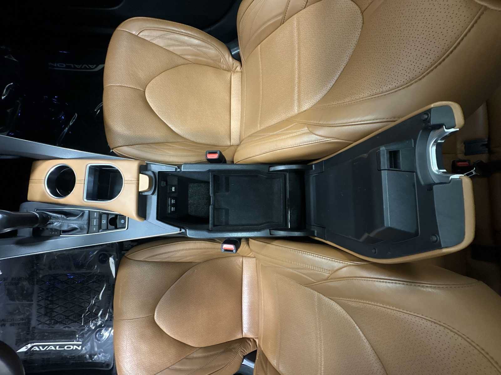Certified 2020 Toyota Avalon Limited w/ Advanced Safety Package FWD image 23